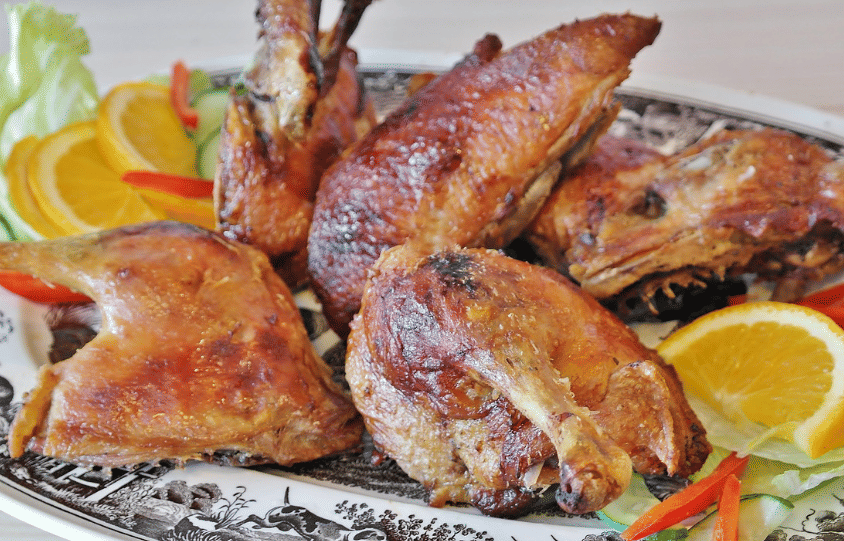 9 Tempat Wisata Kuliner Bandung Terdekat, Lezatnya Hidangan Khas Sunda