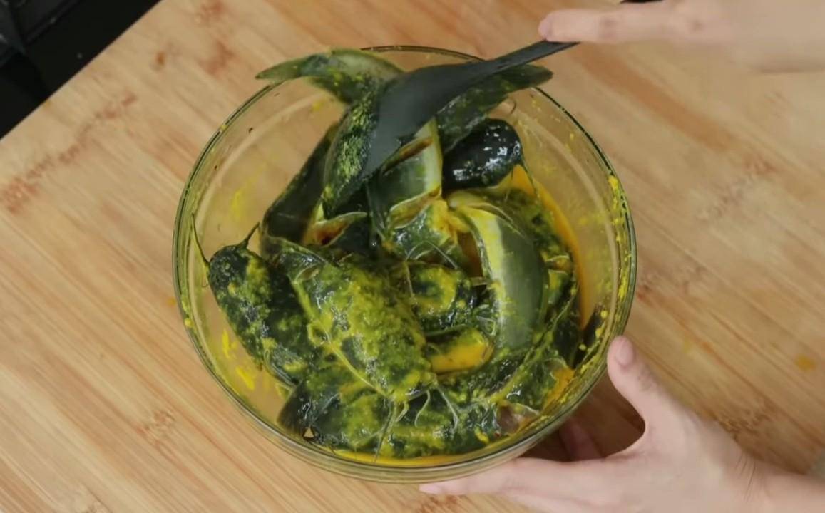 4 Tips Hilangkan Bau Tanah Saat Masak Ikan ala Chef Firhan Ashari