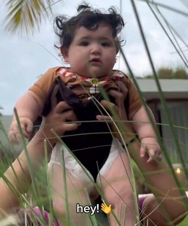 Gia Anak Jessica Iskandar Pakai Baju Pramuka 4.jpg