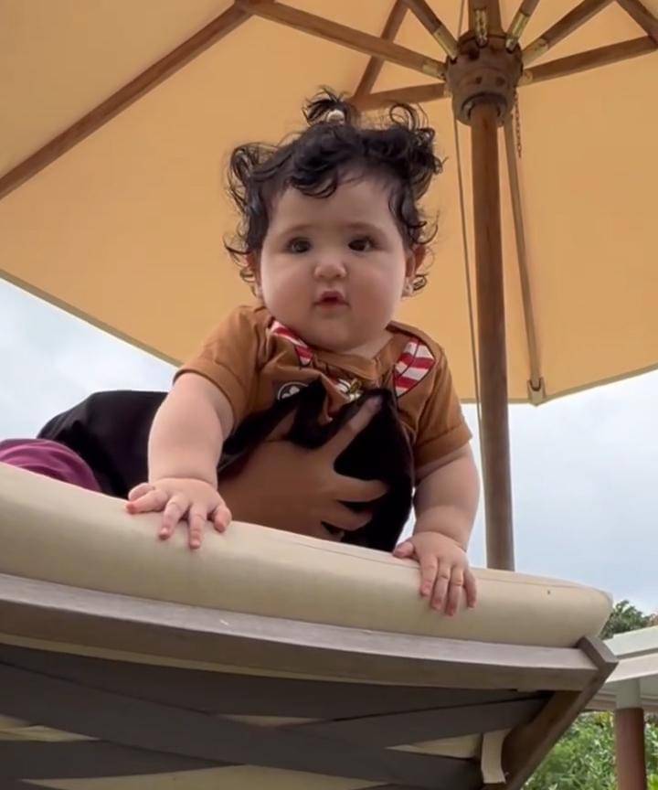 Gia Anak Jessica Iskandar Pakai Baju Pramuka 5.jpg