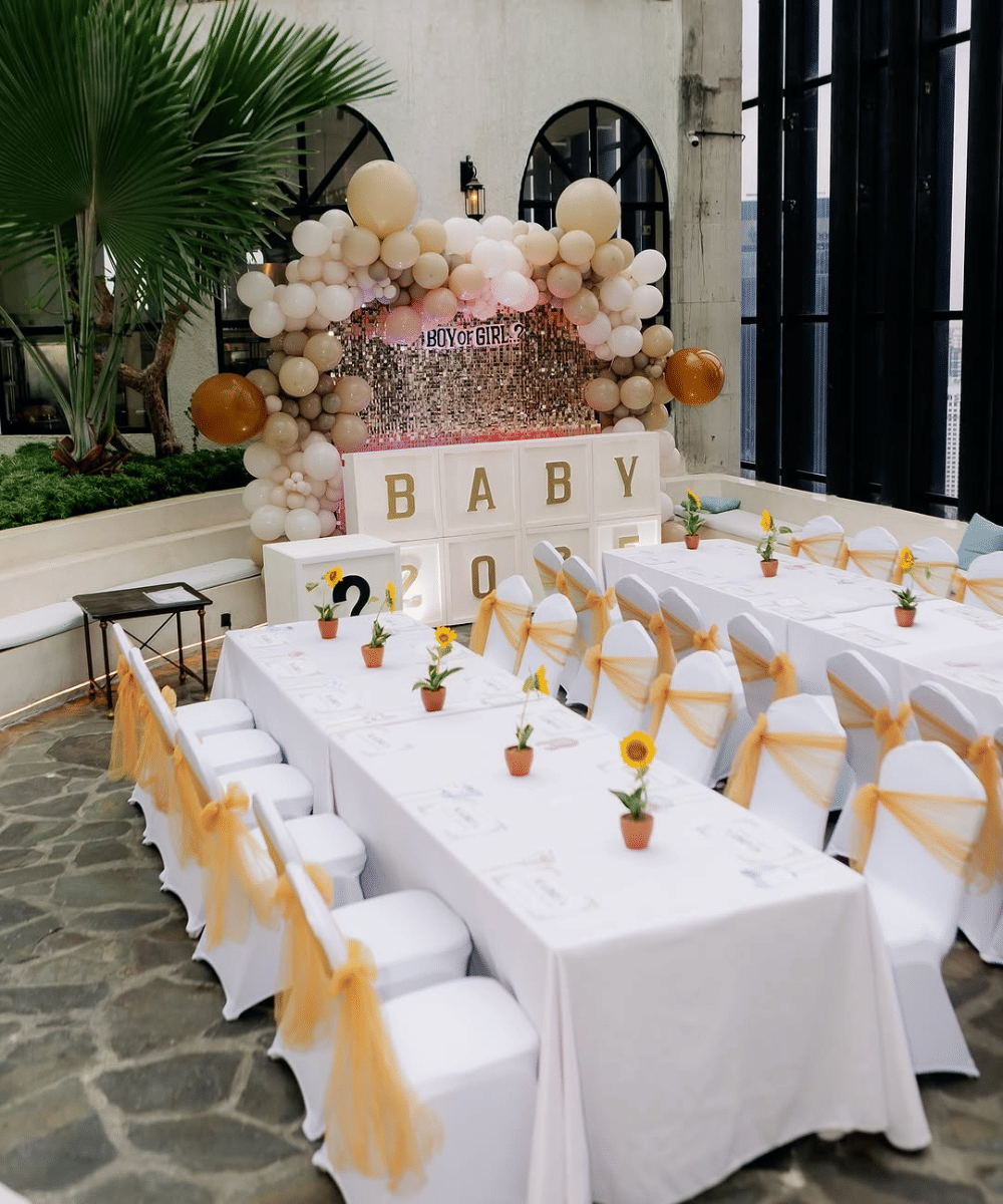 Foto Gender Reveal Anak Ketiga Kimmy Jayanti dan Greg Nwokolo