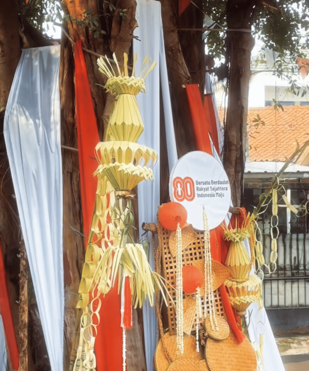 7 Foto Dekorasi 17 Agustus di Rumah Irfan Hakim, Megah dan Asri 5.png