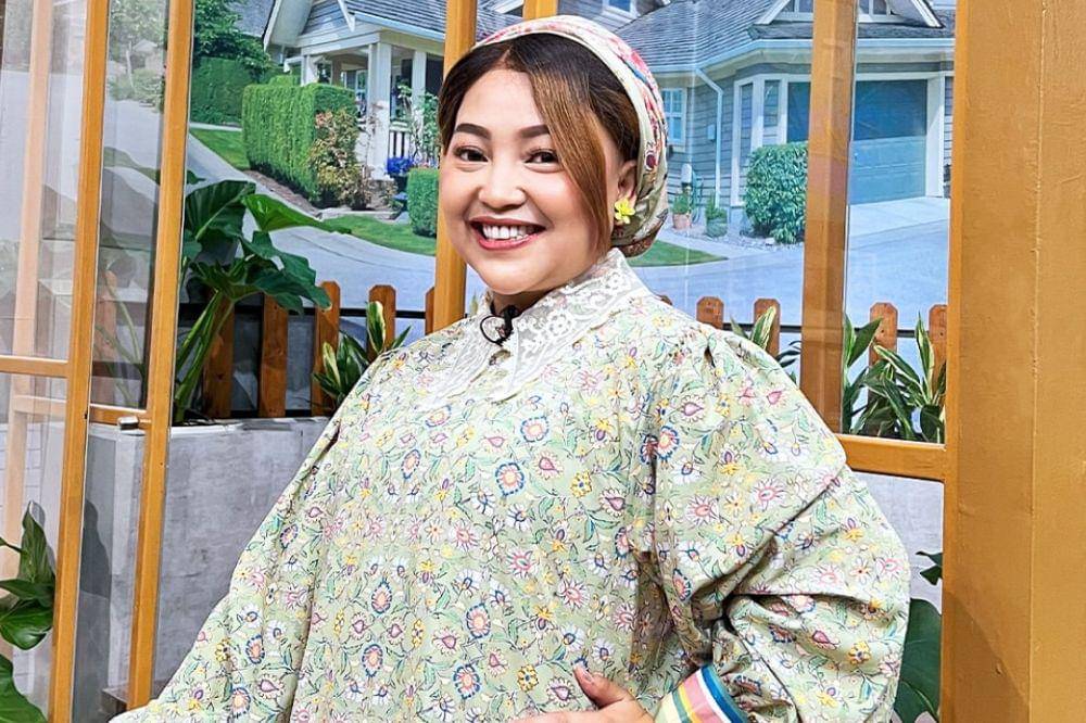 Penampilan Mpok Alpa dengan Wig sebelum Meninggal Dunia, Ikonik!