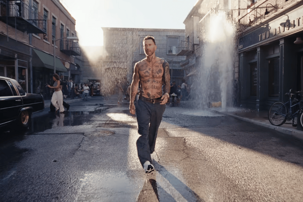 Lirik Lagu 'Love is Like' Maroon 5 feat Lil Wayne 