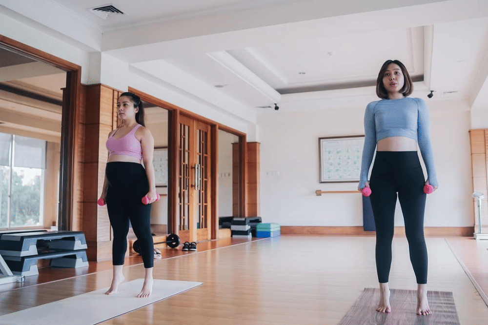 Artis Tetap Pilates saat Hamil 3.png