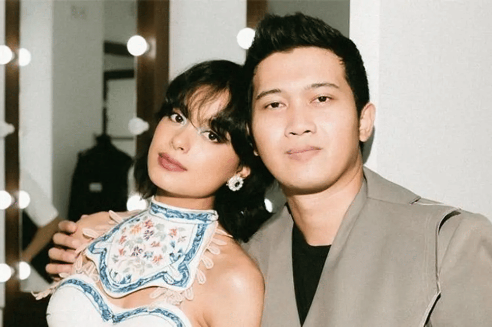 Eva Celia dan Demas Narawangsa