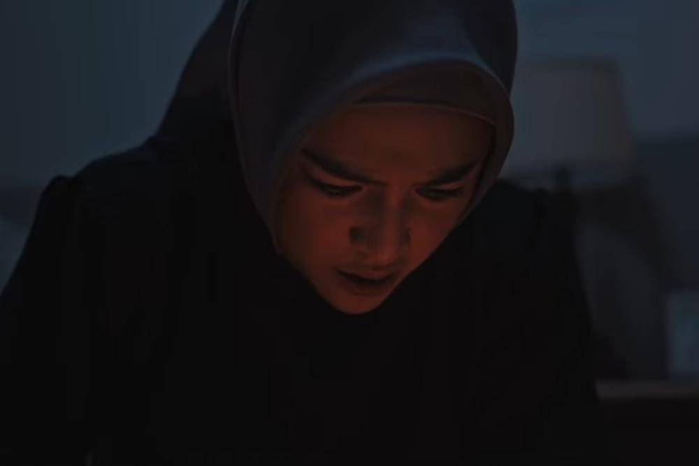 Potret Marshanda Kenakan Hijab di Film La Tahzan, Anggun Banget (3).jpg