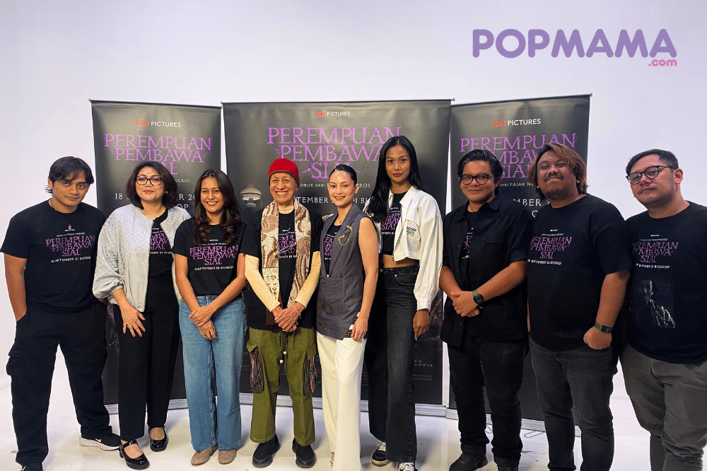 8 Mitos dan Simbol di Film Perempuan Pembawa Sial, Kental Tradisi (8).png