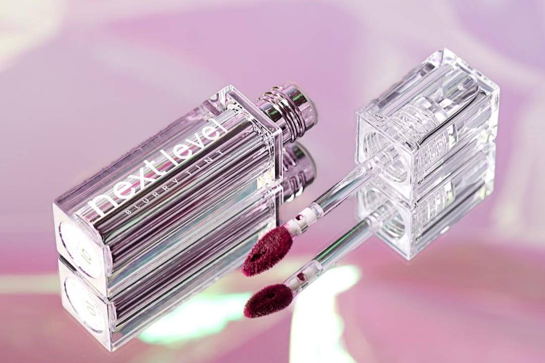 Rekomendasi 6 Liptint Terbaik 2025 yang Wajib Kamu Coba!