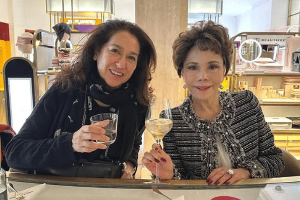 6 Fakta Keluarga Kartika Sari Dewi Soekarno, Anaknya Presiden Soekarno 7.png