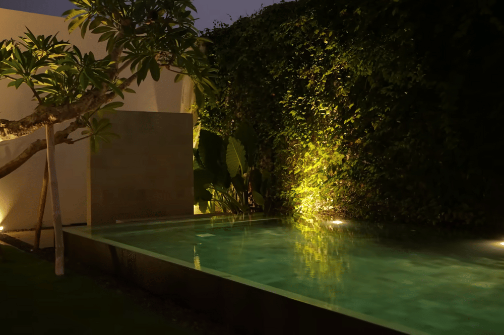 Foto Kolam Renang Citra Kirana dan Rezky Adhitya