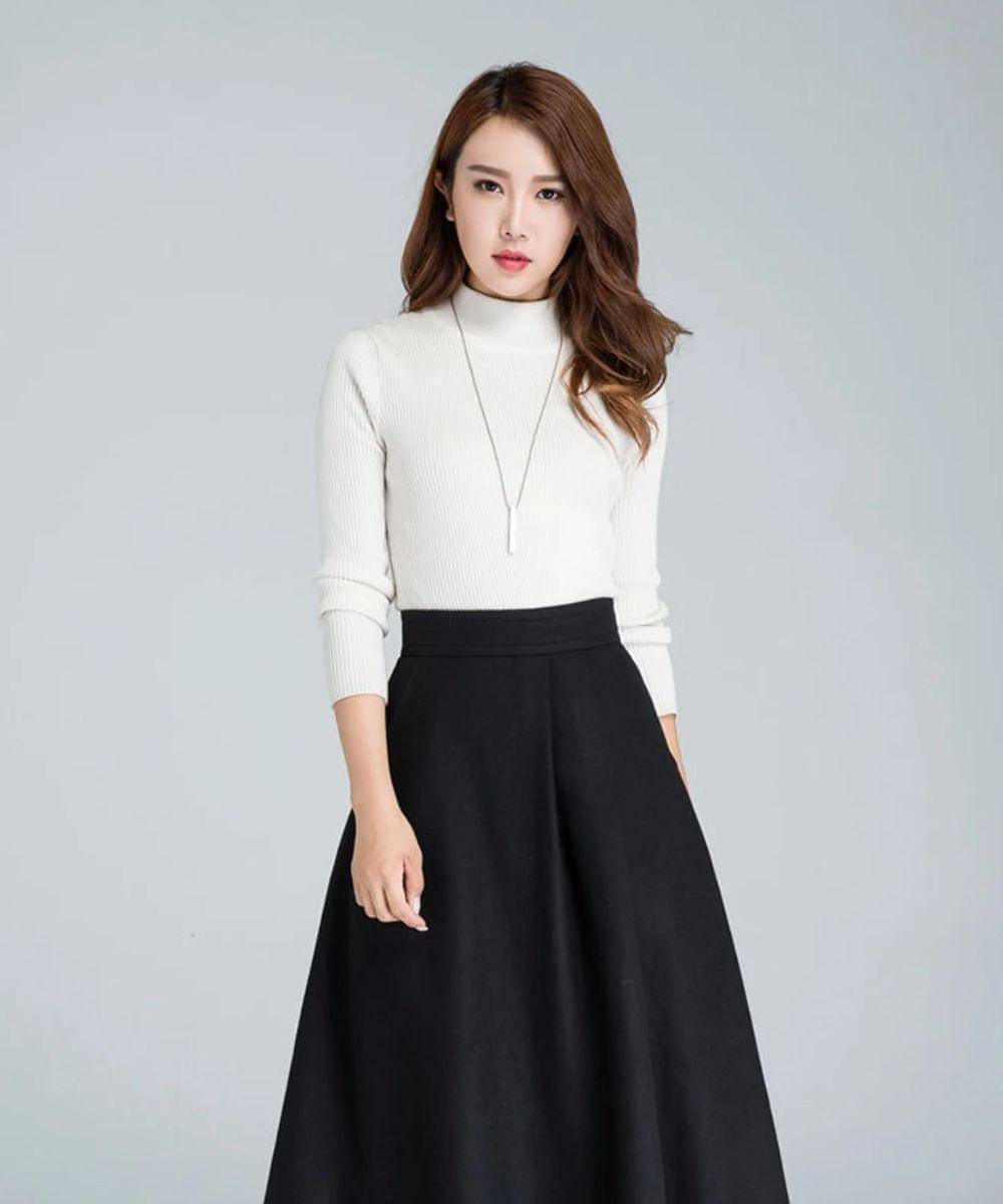 Tips Padu Padan Rok A-Line agar Mama Tampil Elegan