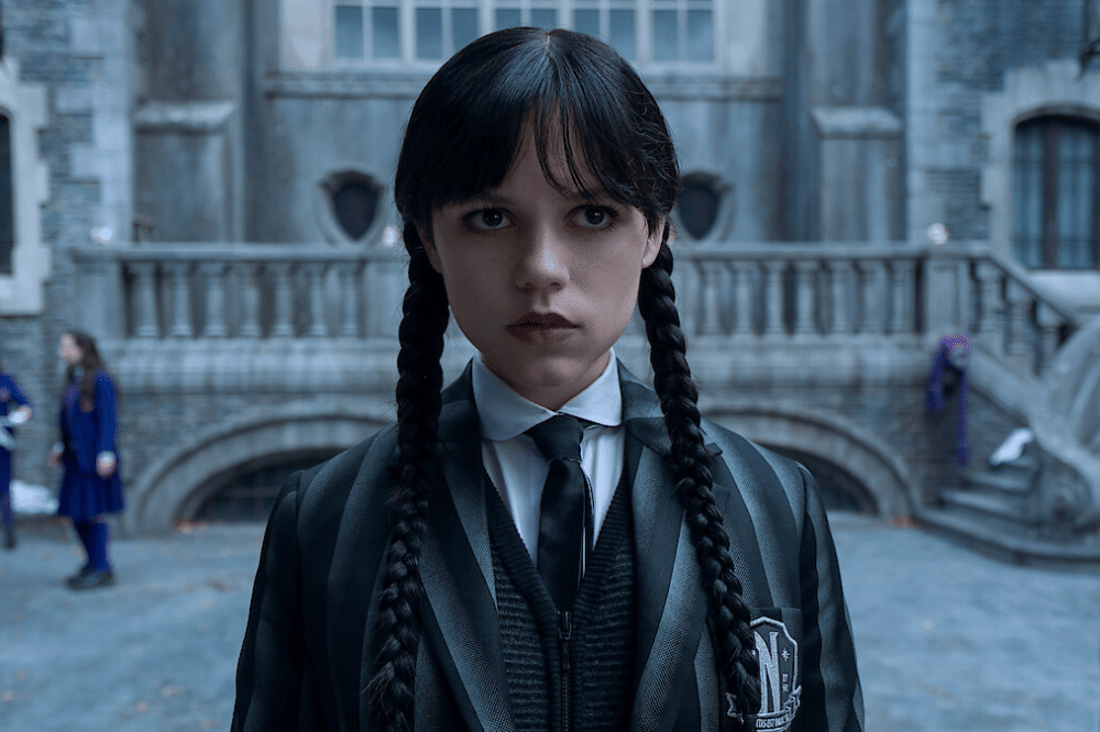 Apa itu FOBI Istilah Kekinian di Series Wednesday Season 2 (1).png