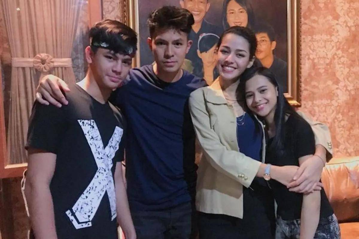 Fakta Keluarga Artis Laki-Laki Inisial A yang Belum Menikah 6.jpg