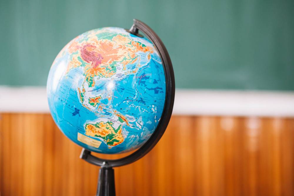 Globe