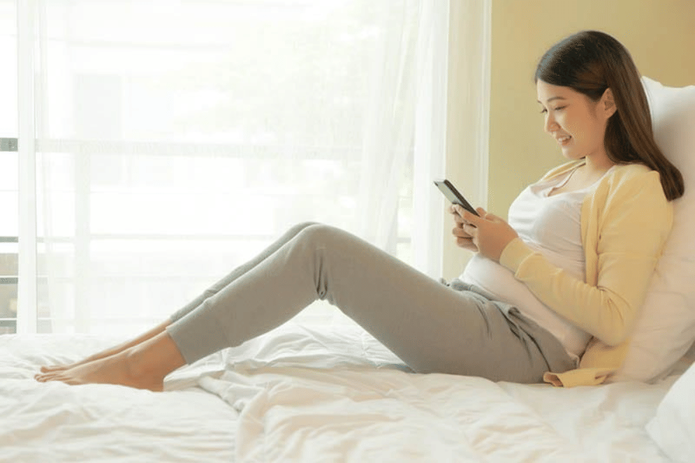 Duduk menggunakan bantal.png