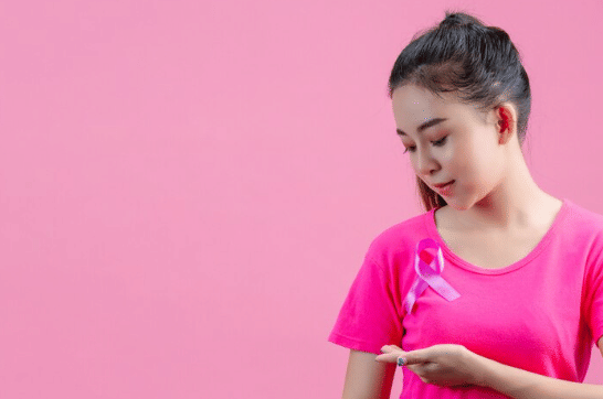 ilustrasi kanker payudara (freepik.com/jcomp