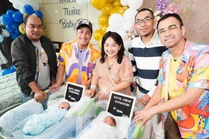 nagita slavina dan anak kembar mpok alpa 4.jpg