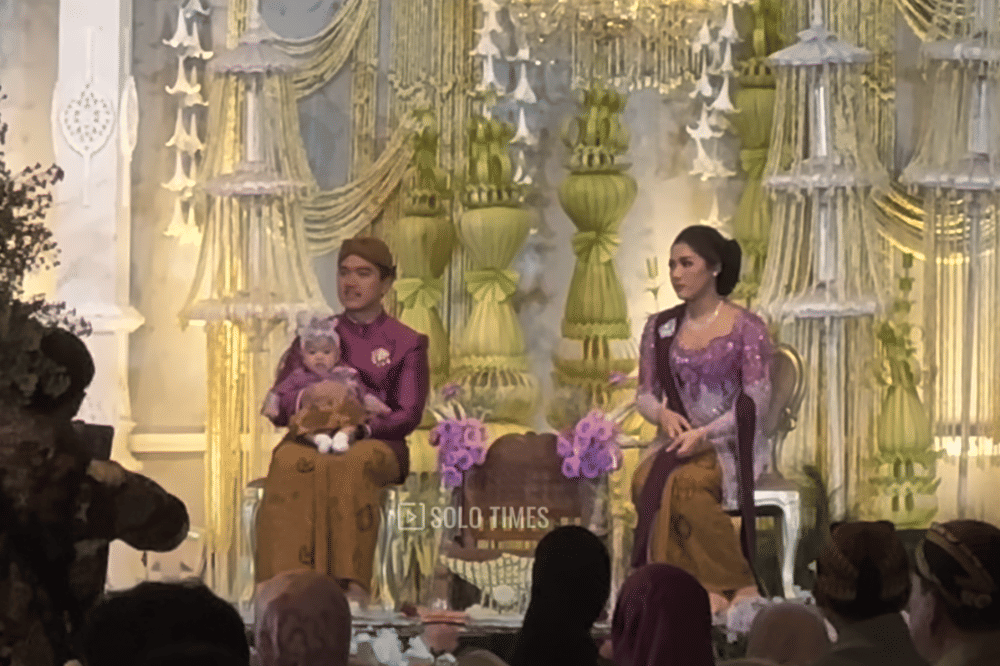 YouTube.com/Solo Times