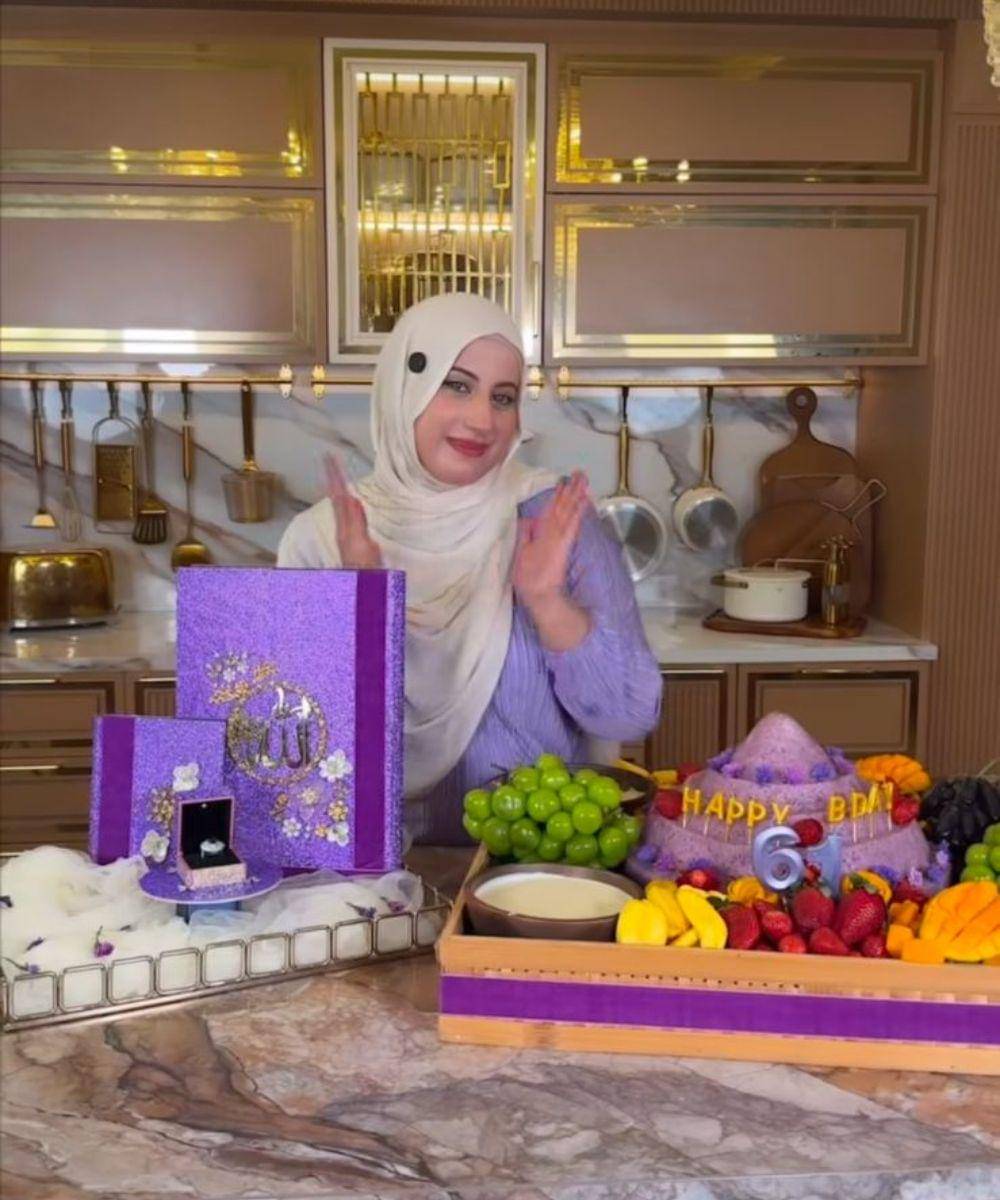 Fakta Tasyi Athasyia Surprise Ultah ke-61 Mama Ala