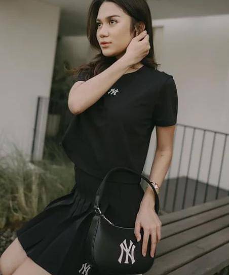 Tas Mewah Azizah Salsha 8.jpg