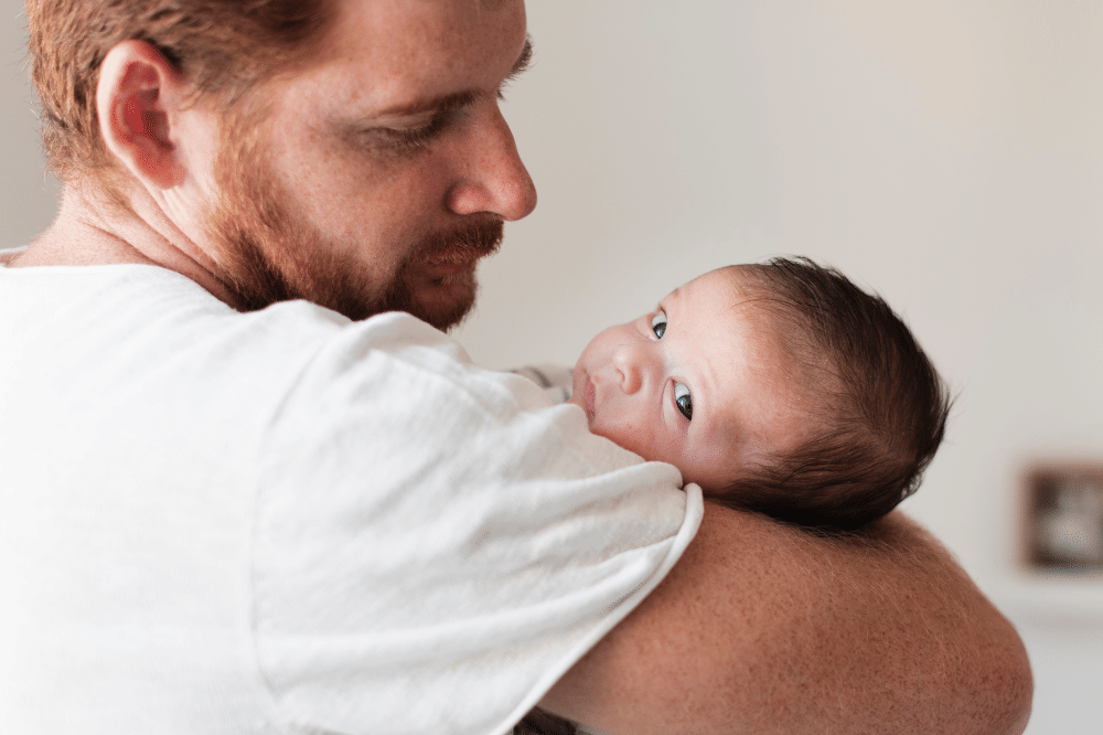 Cara Mudah Menjadi Papa Baru yang Siap Merawat Si Kecil.png