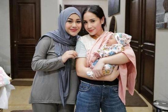 Kebaikan Nagita Slavina ke Teman Artis