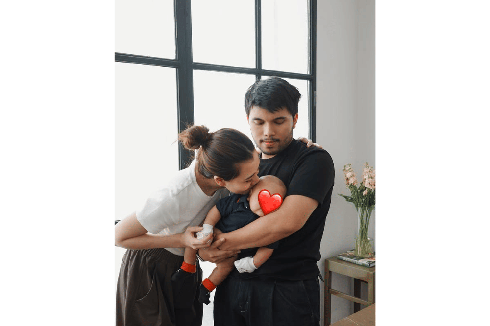 Instagram.com/thariqhalilintar 