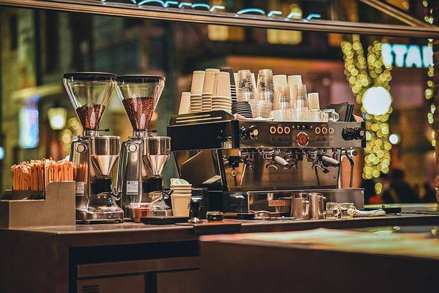 5 Cafe 24 Jam Depok, Cozy Buat Nugas hingga Nongkrong Malam