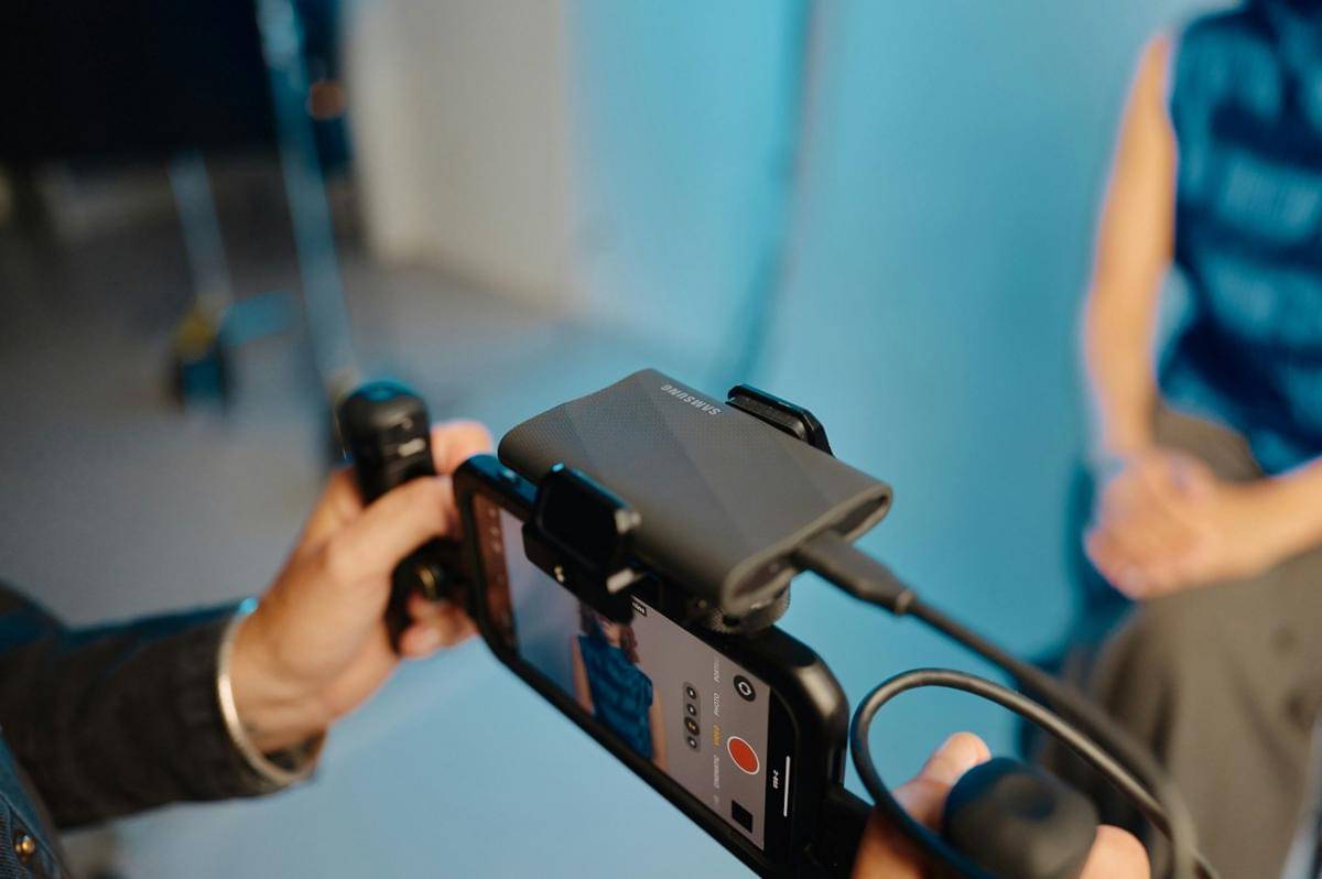 Profil dan Biodata Salsa Erwina, Tantang Debat Ahmad Sahroni