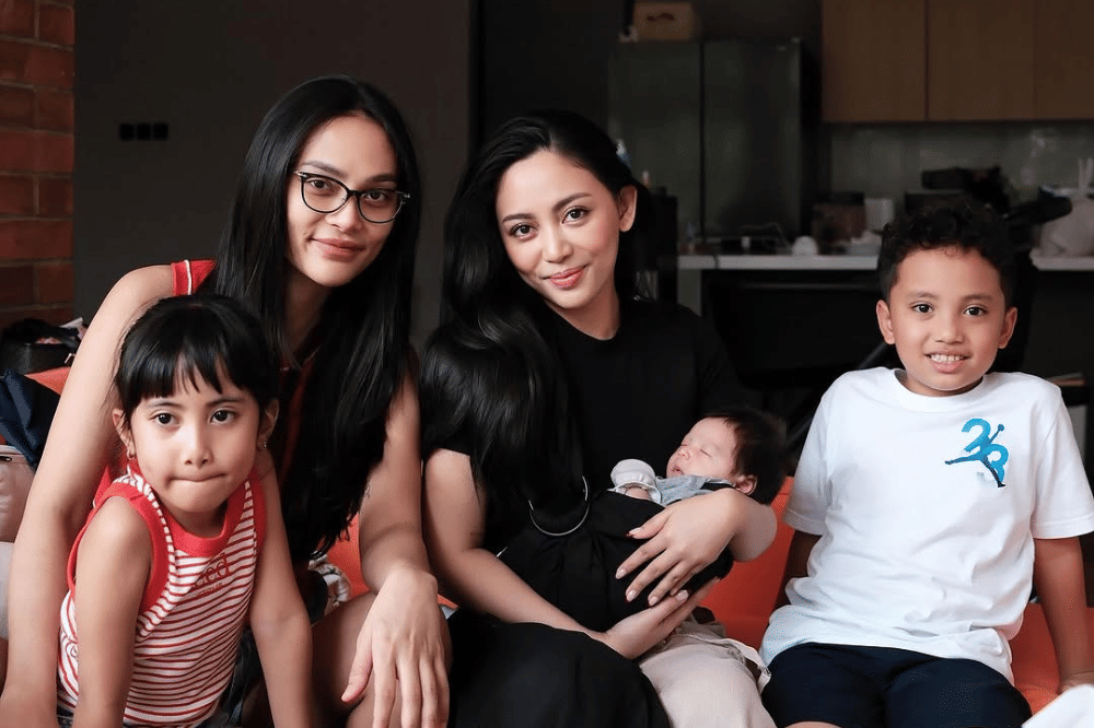 Instagram.com/rachelvennya