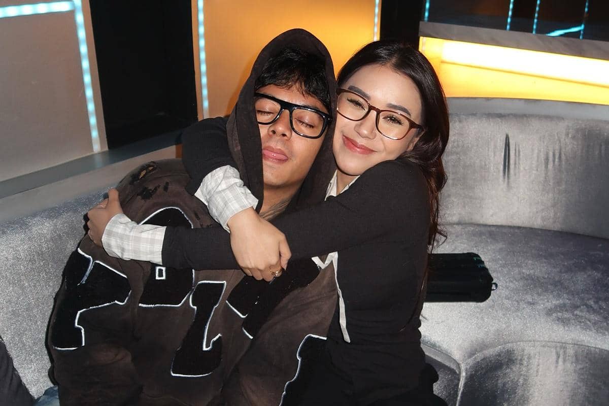 Berapa Perbedaan Usia Lula Lahfah dan Reza Arap?