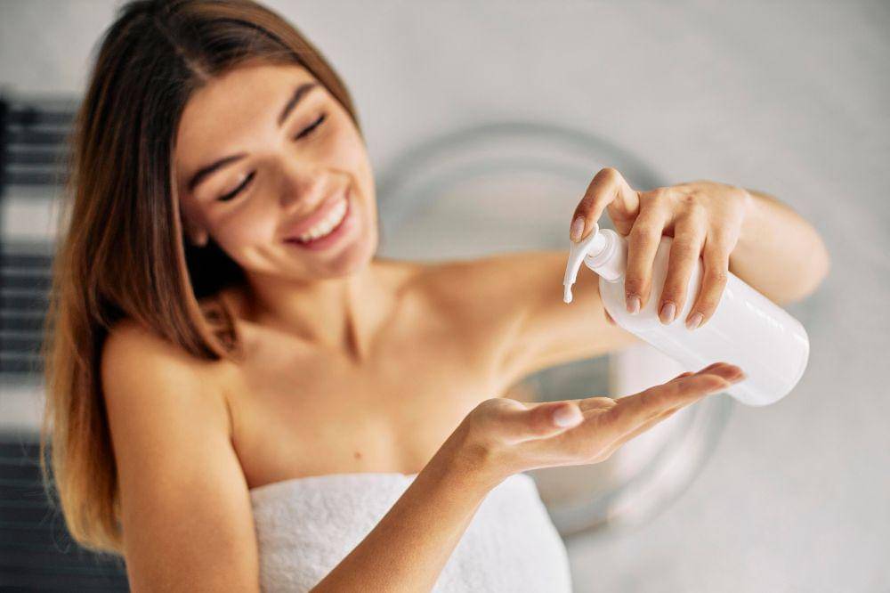 Tips Badan Wangi Seharian agar Dipuji Suami