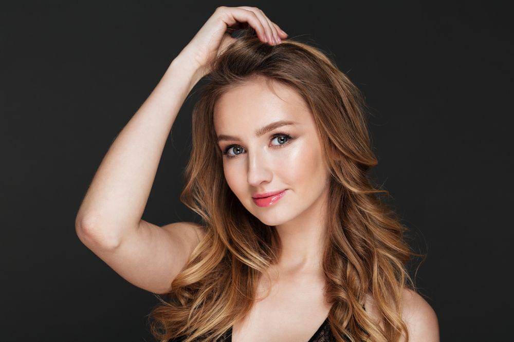 Rahasia Tampil Elegan dengan Koleksi Baju Basic yang Minimalis