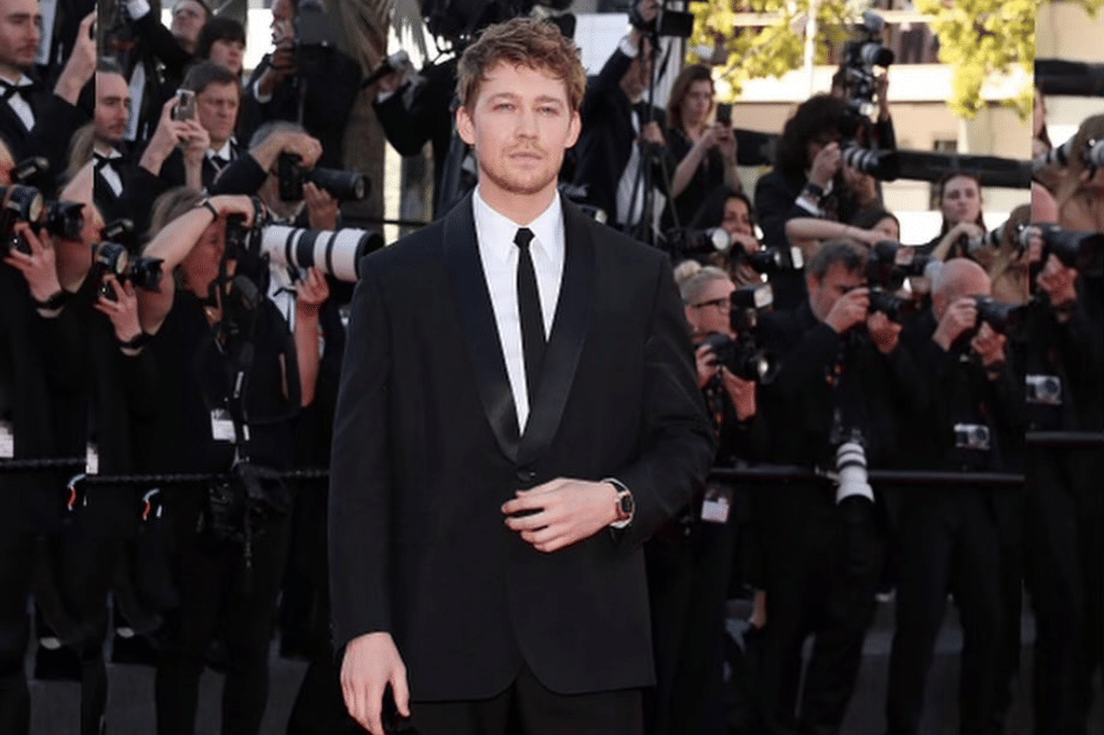 Fakta Kisah Cinta Taylor Swift