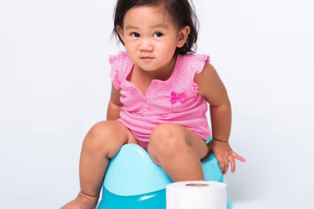 5 Hal yang Harus Dikatakan pada Anak saat Toilet Training