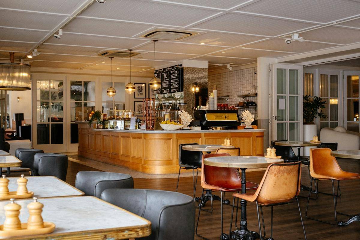 7 Cafe 24 Jam Jakarta Timur, Nongkrong Seru Sampe Pagi