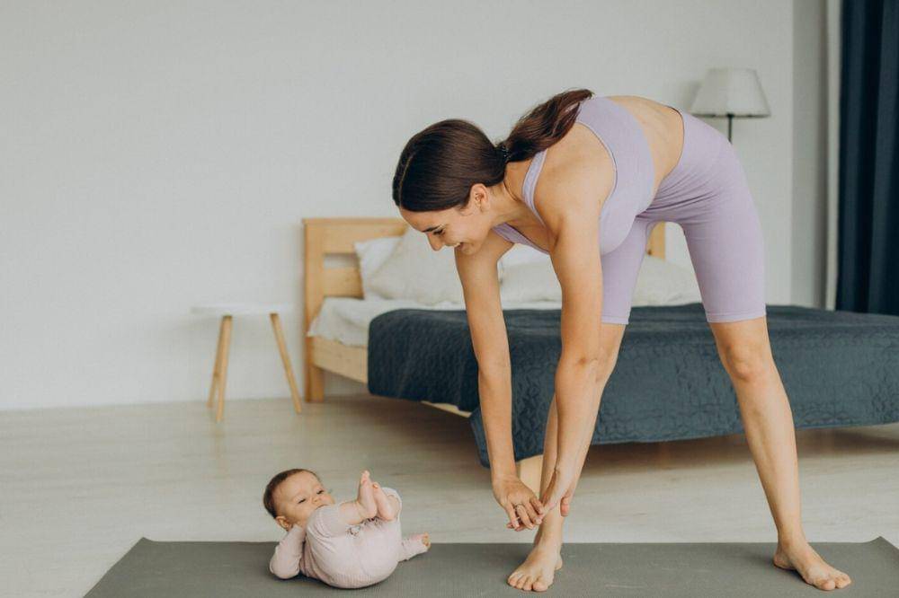 Inspiratif! Mama Ini Tetap Workout Meski Sambil Menyusui