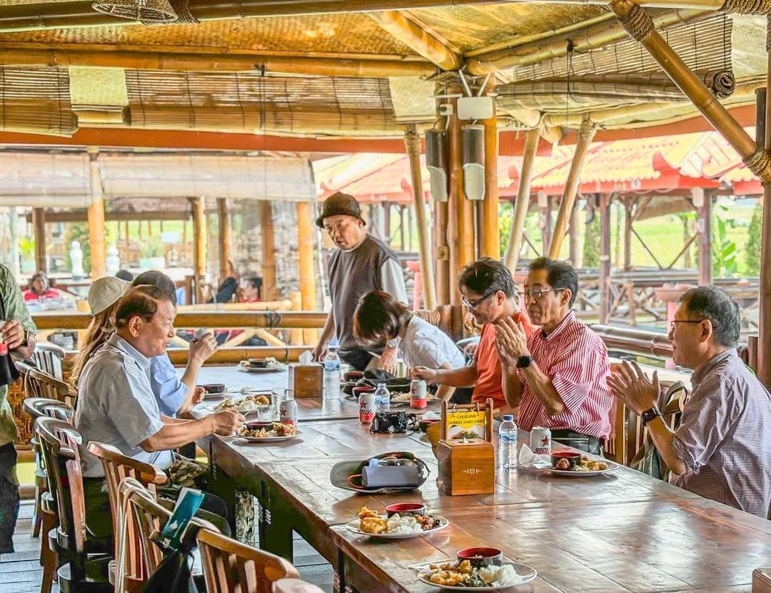7 Tempat Wisata Kuliner Salatiga Terdekat, Ada Kampung Apung!