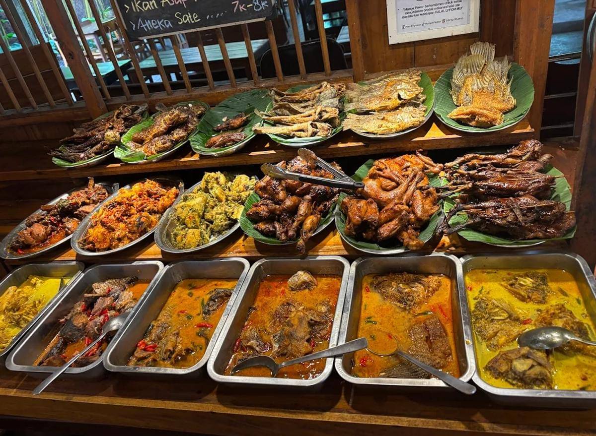 7 Tempat Wisata Kuliner Purwokerto, Ada Prasmanannya