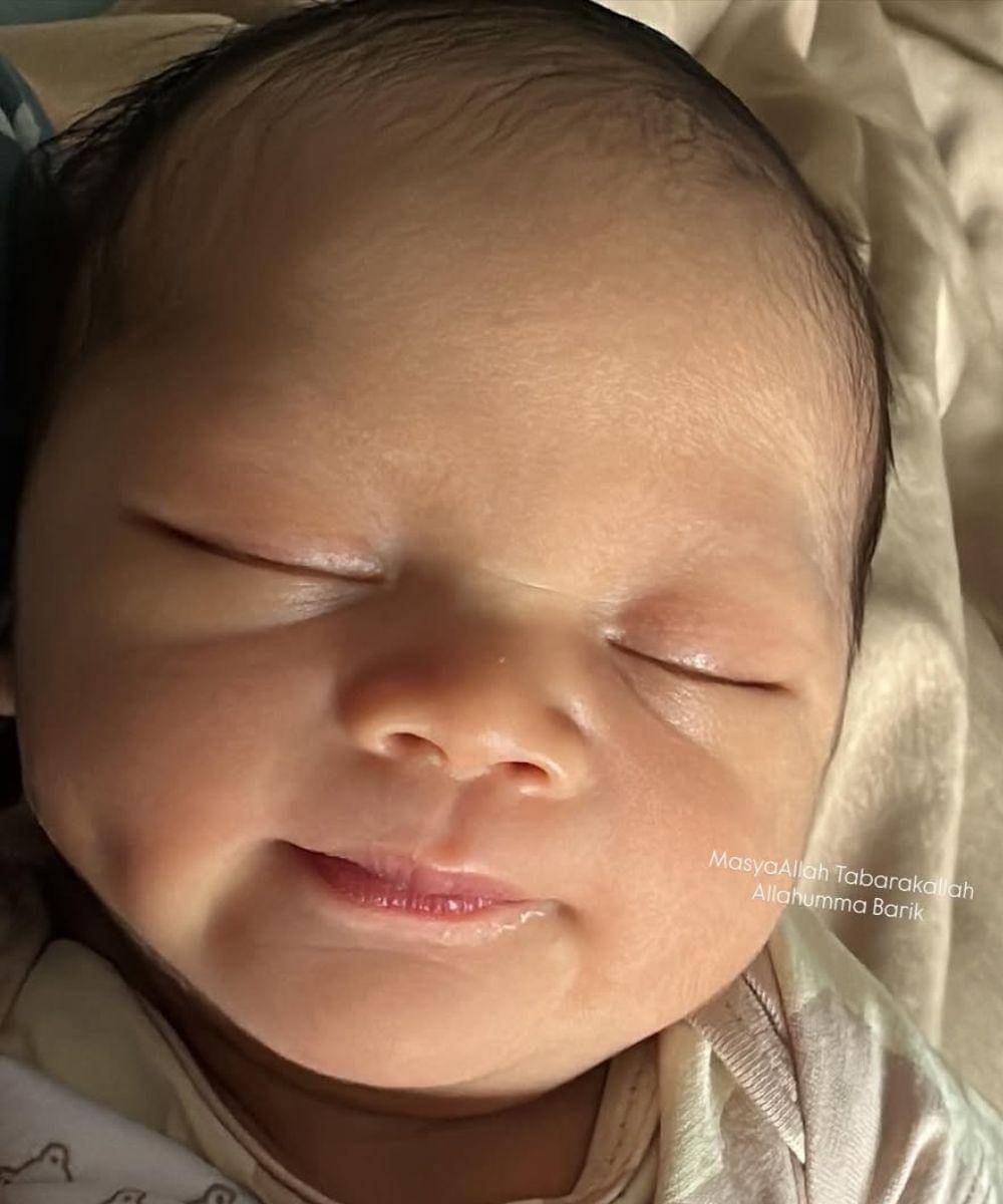 Clarissa Putri Ungkap Rasanya Jadi Ibu Baru setelah Melahirkan (5).jpg