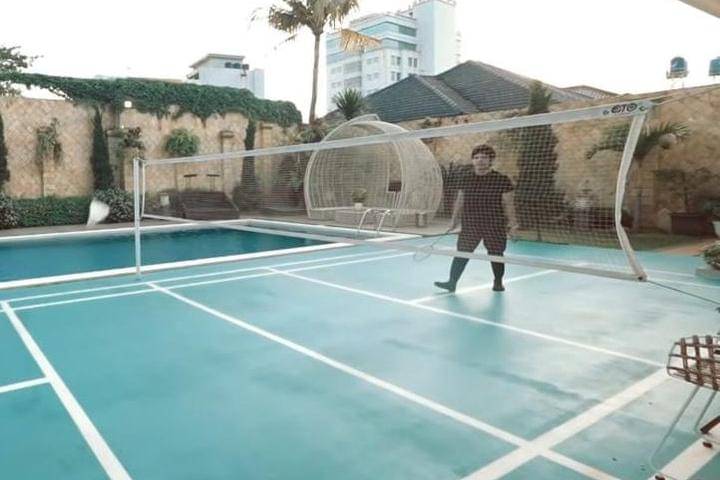 Perbedaan Rumah Yuni Shara dan Kris Dayanti 