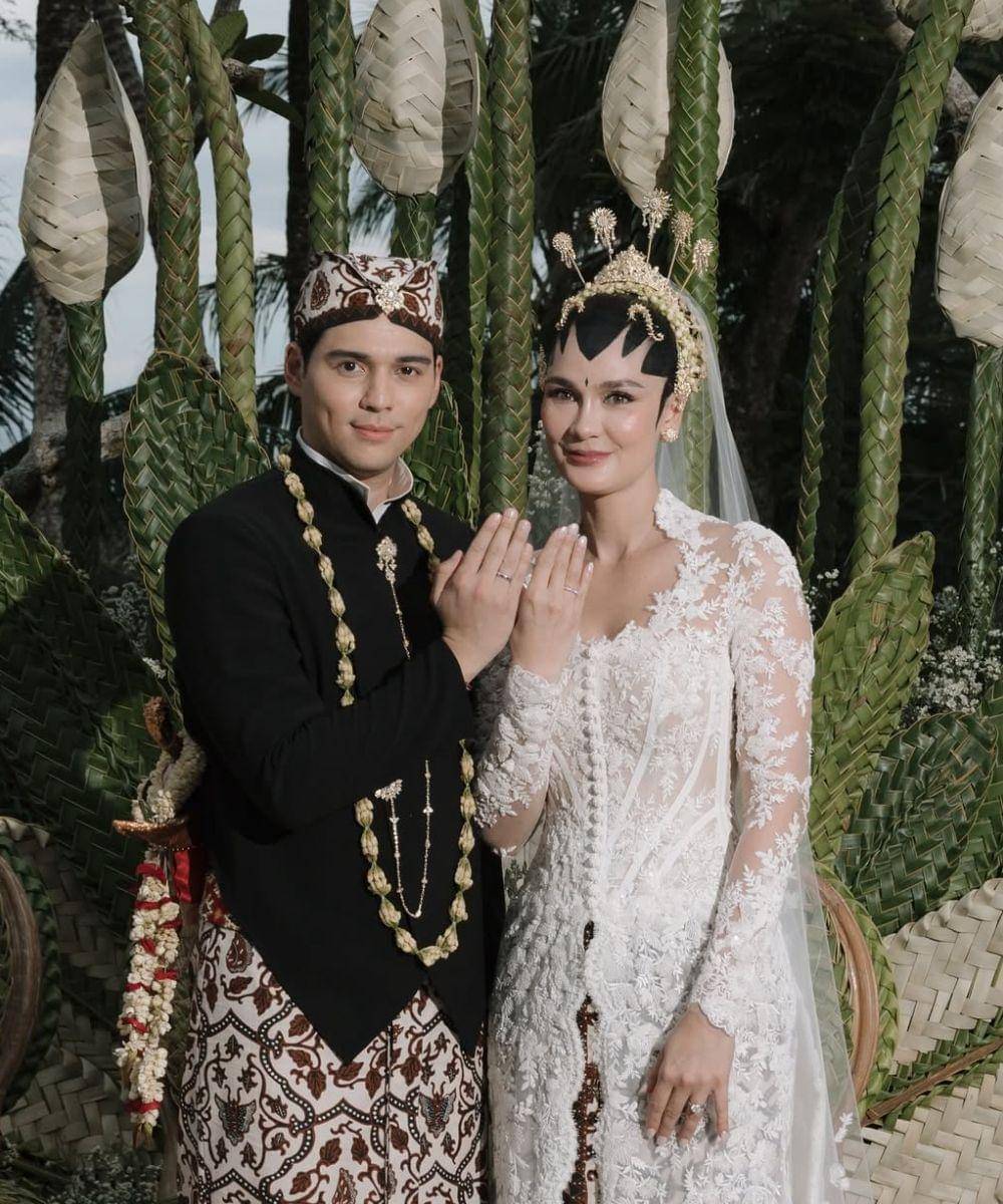 Genap Berusia 42 Tahun, Intip Potret Luna Maya dari Debut hingga Kini