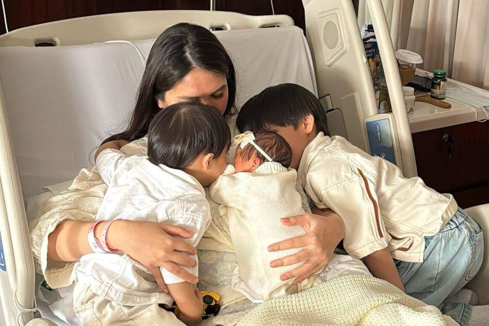 Acha Sinaga Berharap Setiap Ibu Punya Kebebasan Memilih Cara Melahirkan (1).jpg