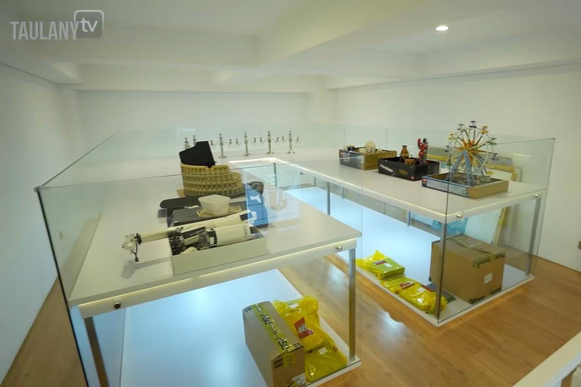 Foto Rumah Eko Patrio sebelum Dijarah