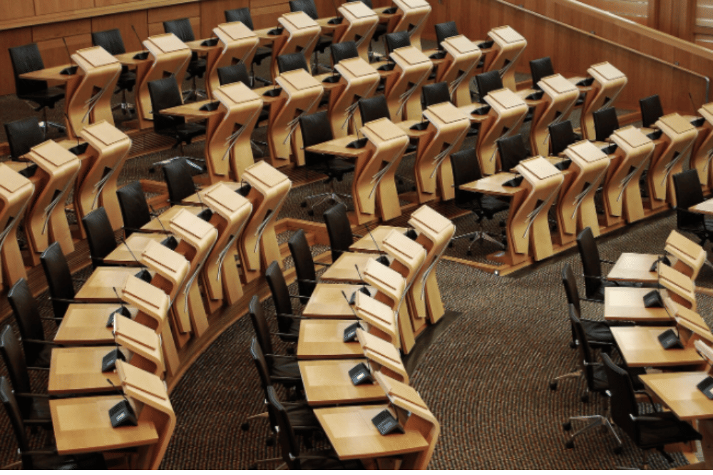 7 Fakta Menarik Anggota DPR di Negara Lain yang Jarang Diketahui!
