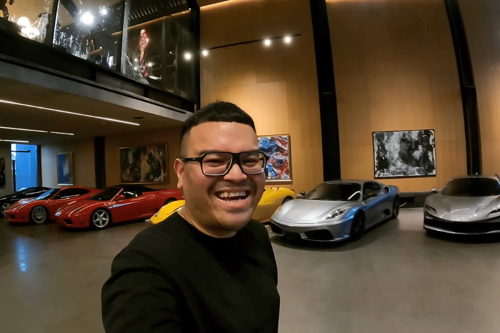 Fasilitas mewah di rumah Ahmad Sahroni