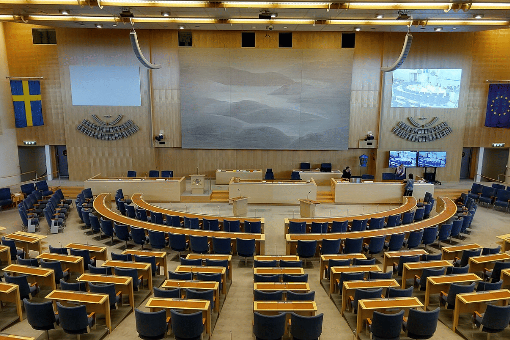 7 Fakta Menarik Anggota DPR di Negara Lain yang Jarang Diketahui!