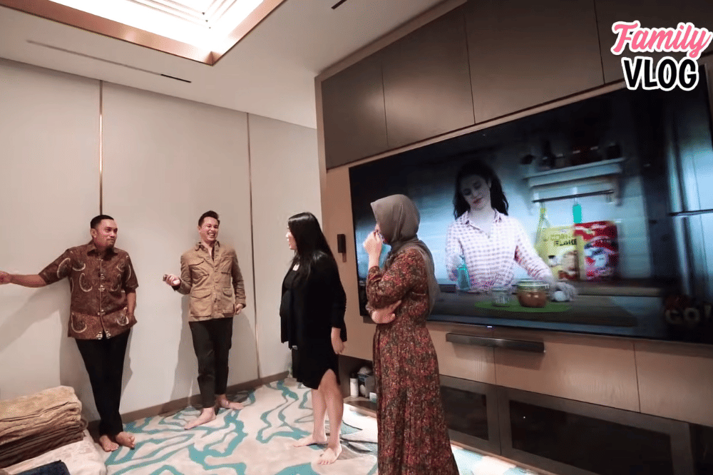 Foto kamar di rumah Ahmad Sahroni