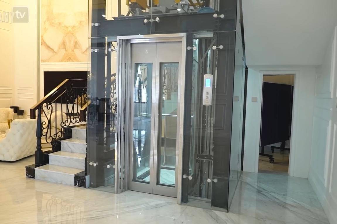 Foto Rumah Eko Patrio sebelum Dijarah